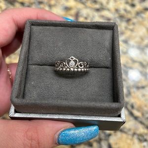 Pandora ring